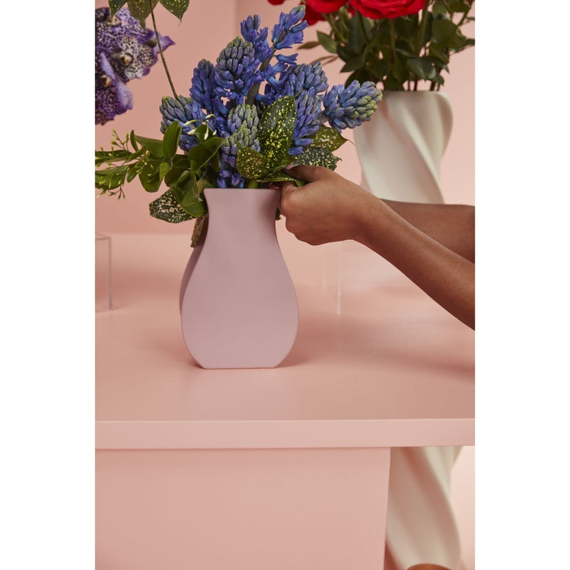 OUTLINE VASE