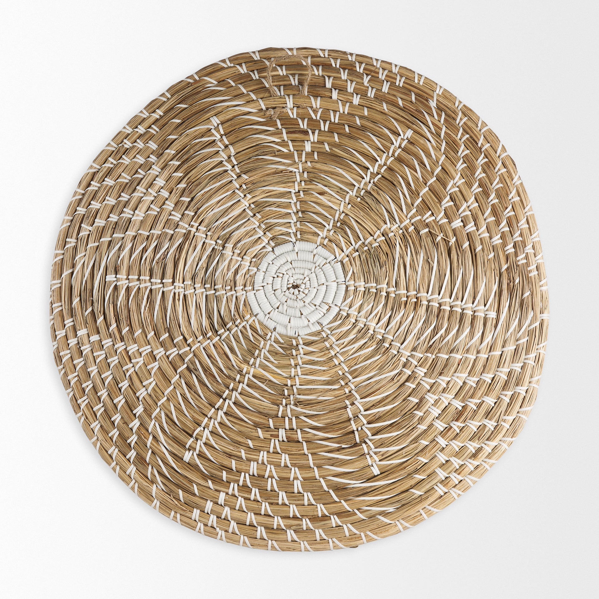 Mekhi Round  Hanging Plate-thumbmail-4