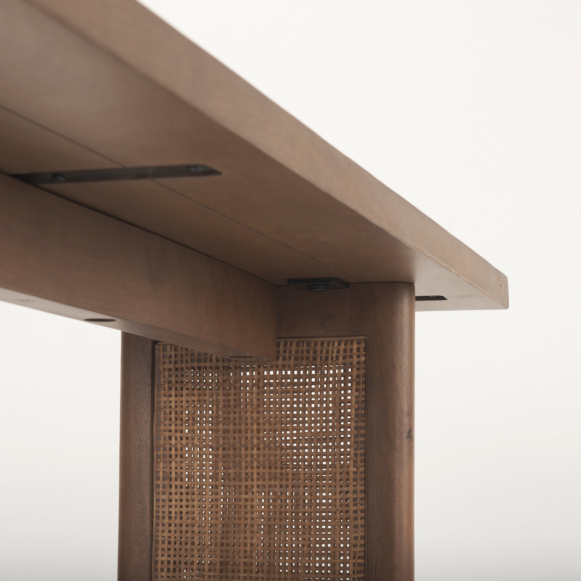 Medium Brown Wood | Cane Accent_6