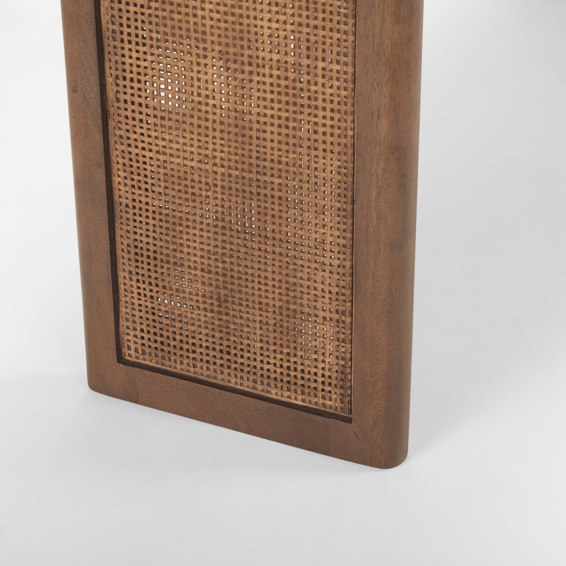 Medium Brown Wood | Cane Accent_7