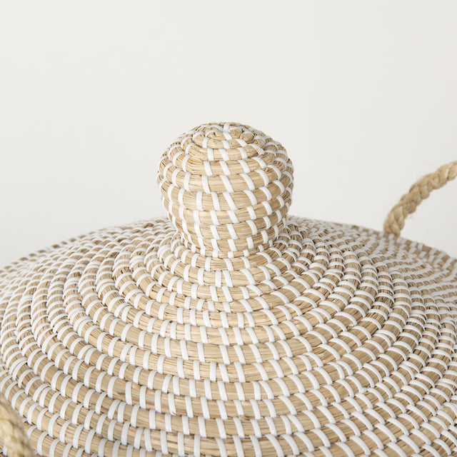 Kairi Set of 2 Seagrass Floor Baskets w/ Lids and Handles-thumbmail-7