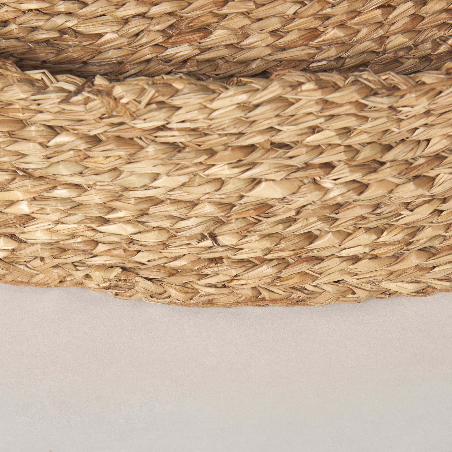 Ulana Set of 3 Round Nesting Seagrass Trays w/ Loop Handles