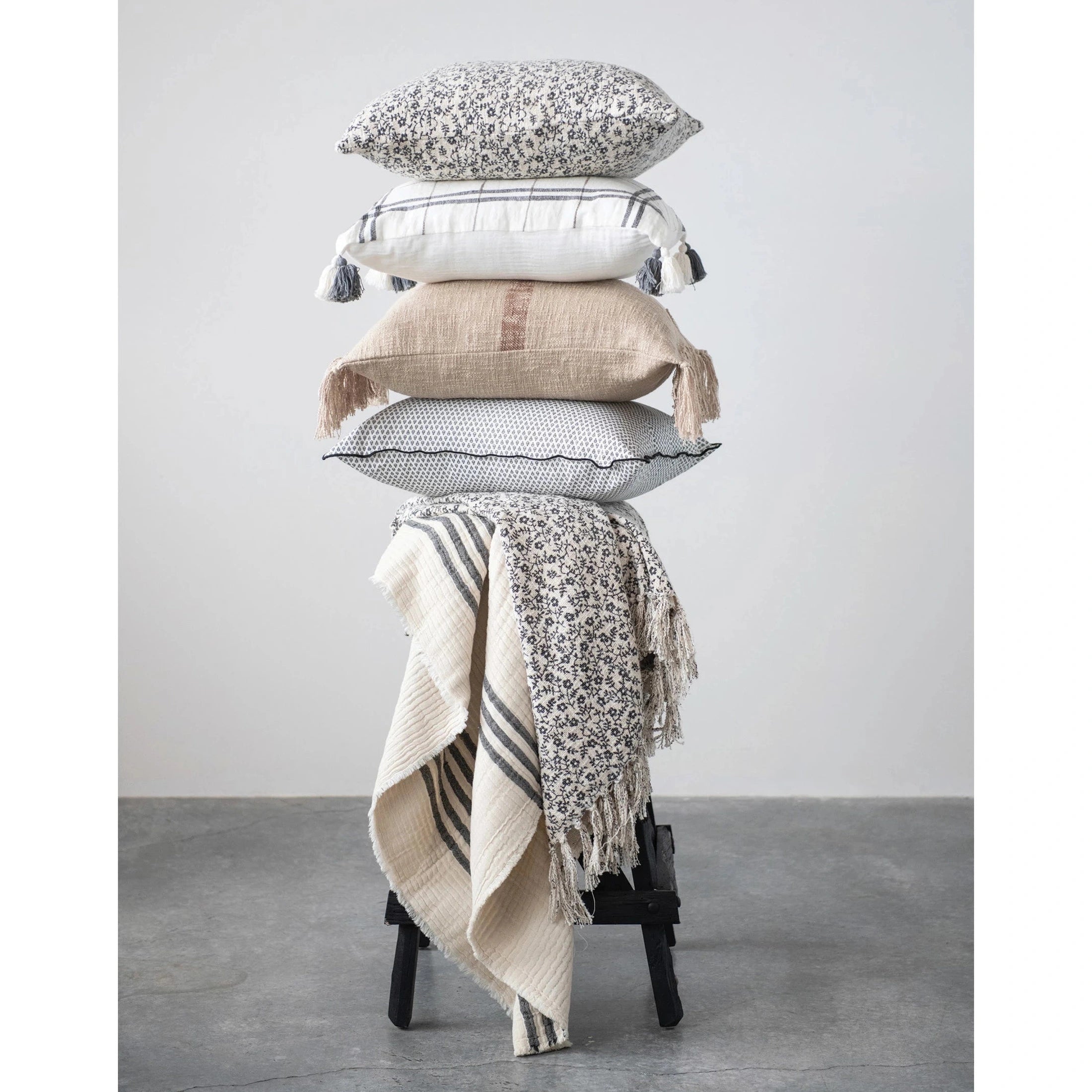 20" Linen Blend Pillow with Grid Pattern & Tassels