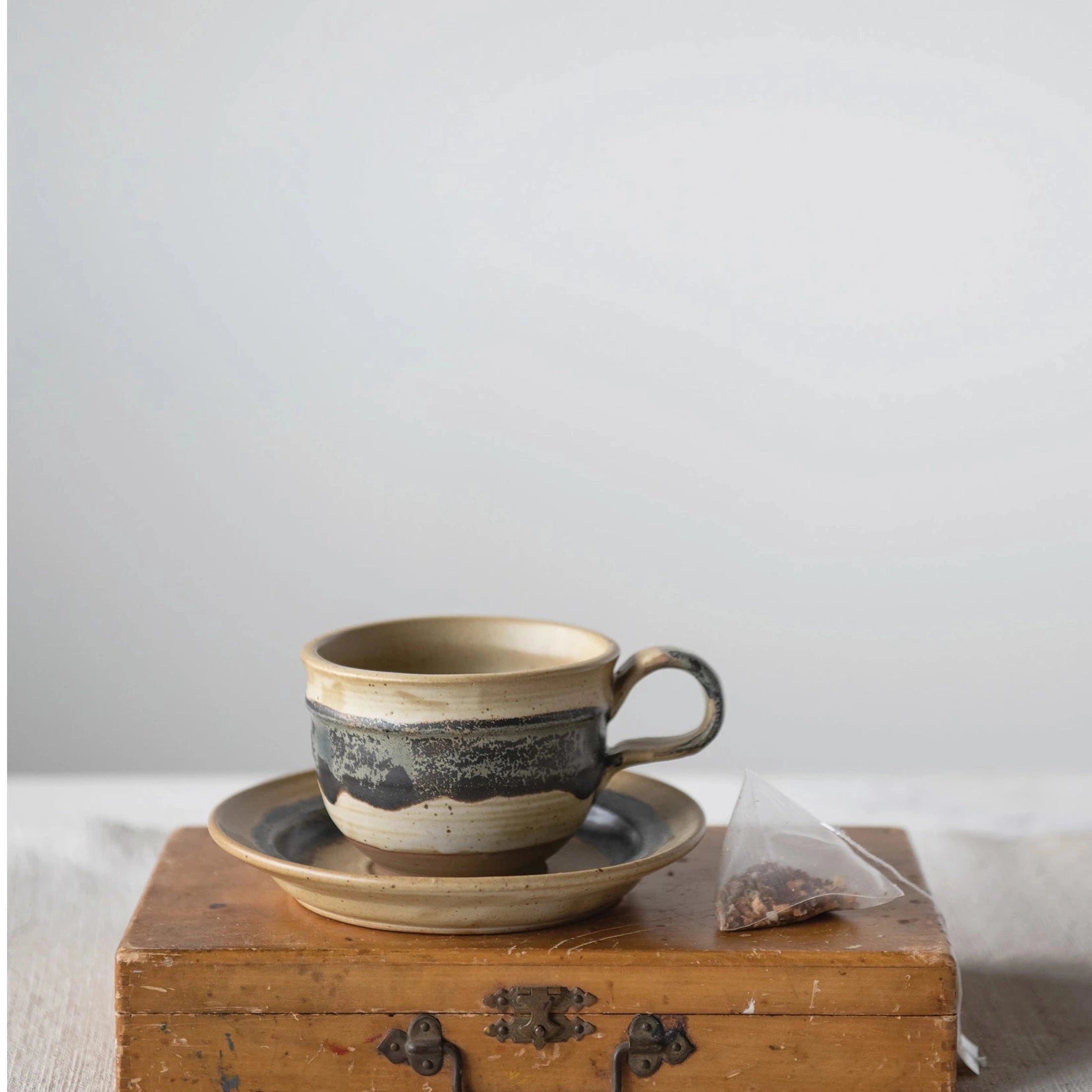 Stoneware Mug with Saucer - Set of 2