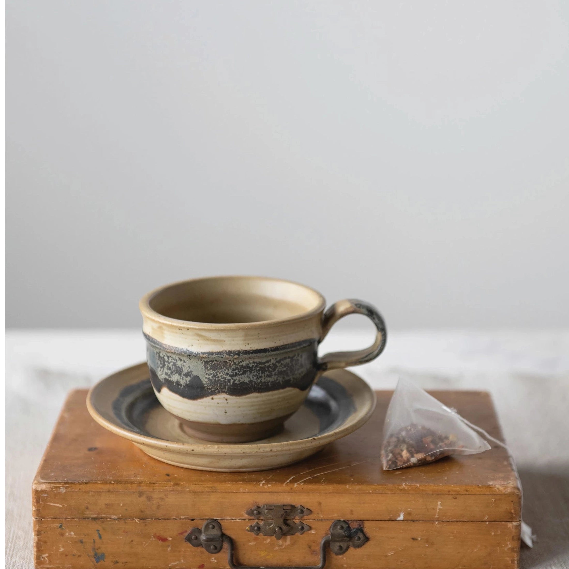 Stoneware Mug with Saucer - Set of 2