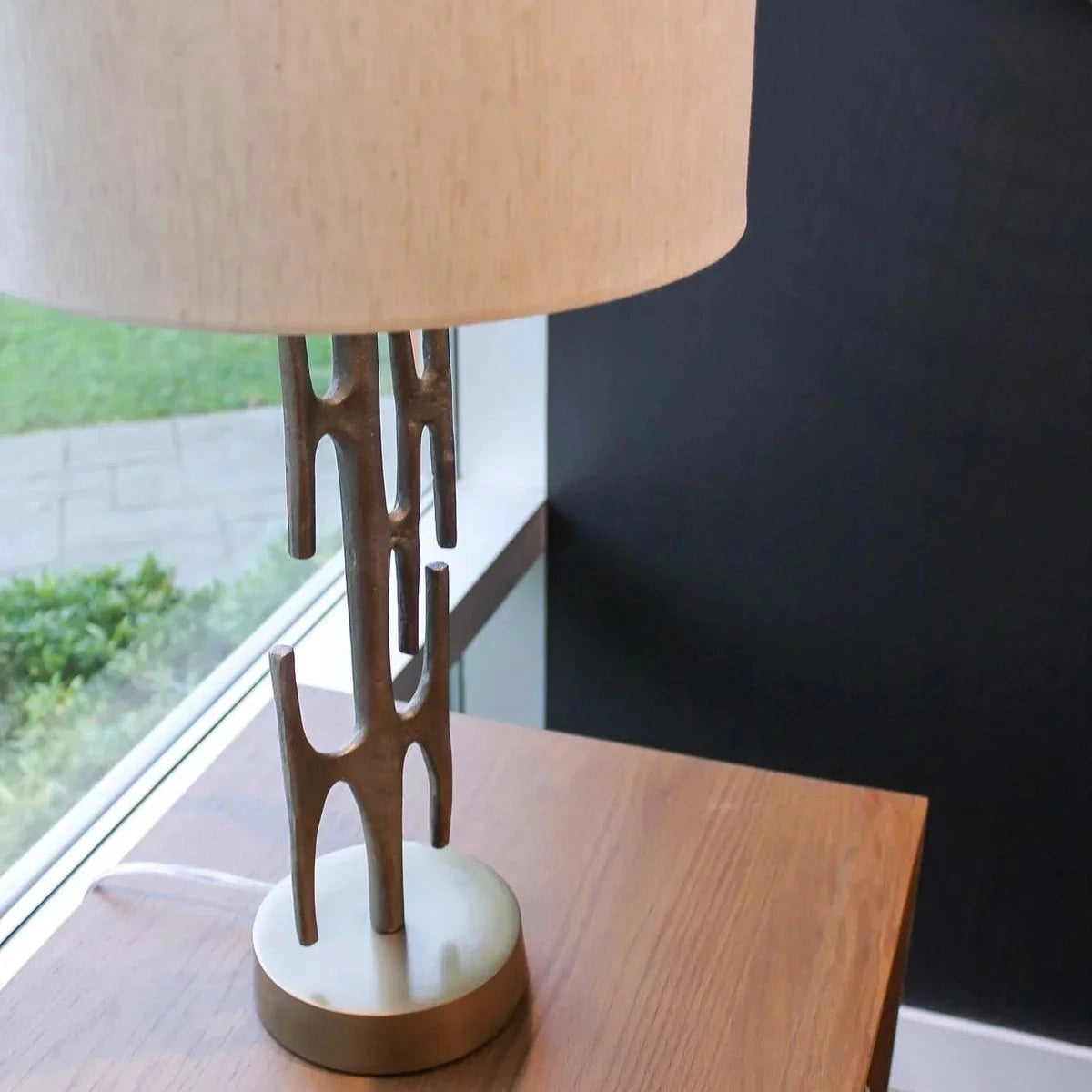 Skye Niko Lamp