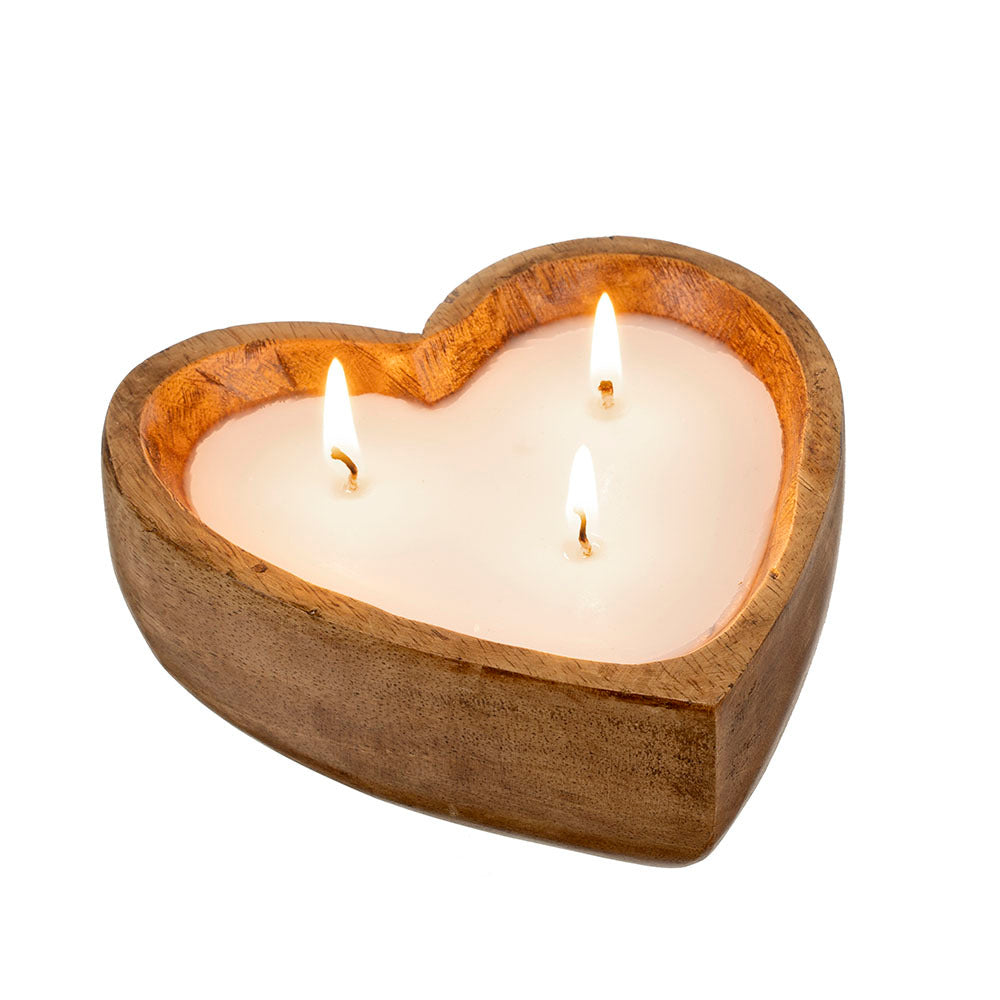 Wooden Heart Candle L - Eucalyptus & Amber