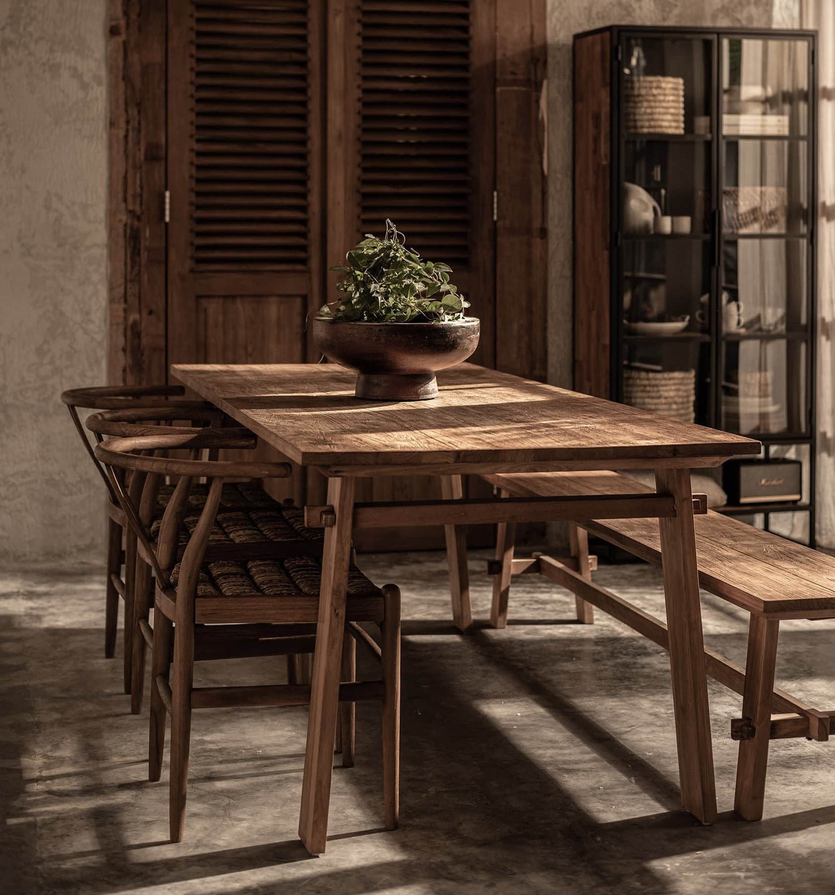 D-bodhi Artisan Dining Table