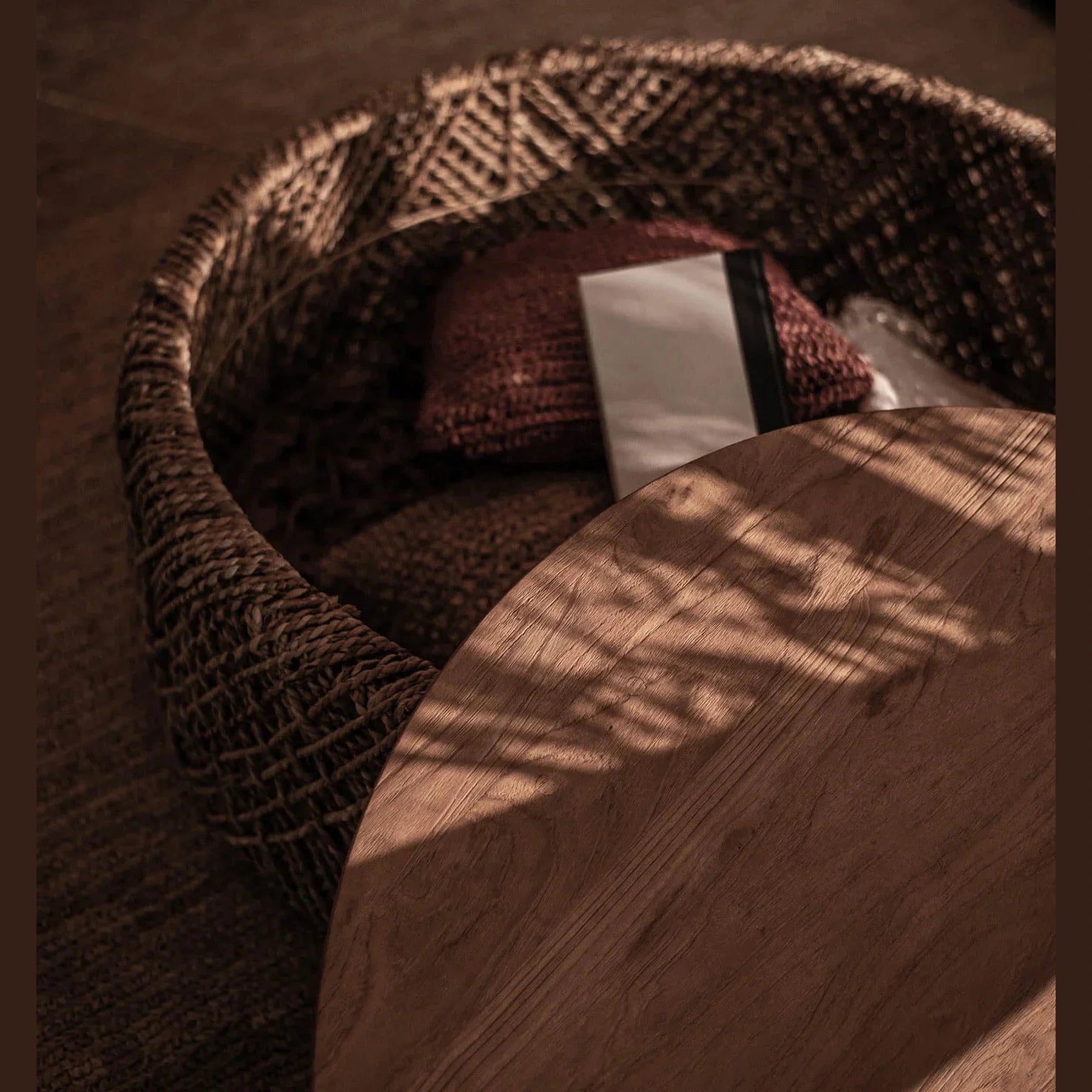 D-Bodhi Knut Coffee Table