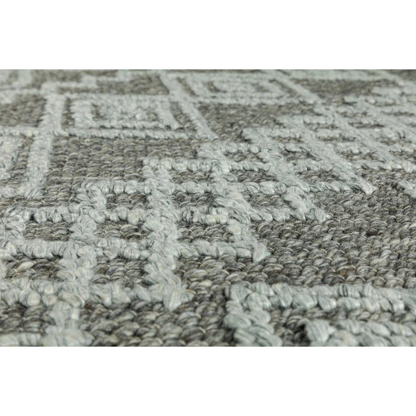 Fintona Hand Woven Rug Raven. Fog