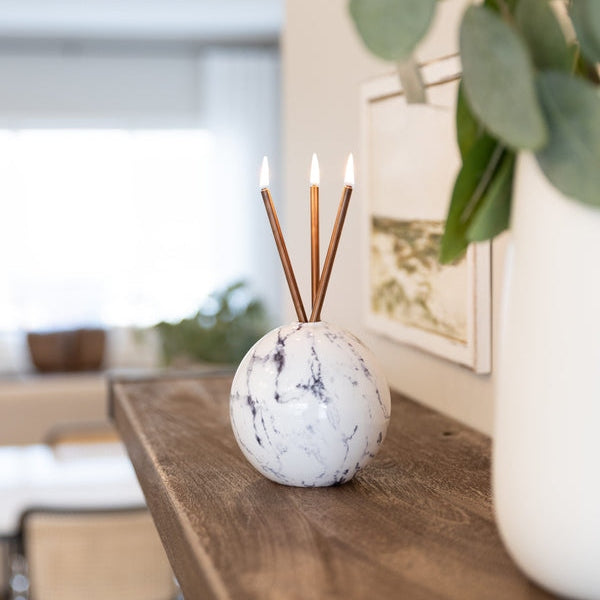 Neva Vase, White Marble