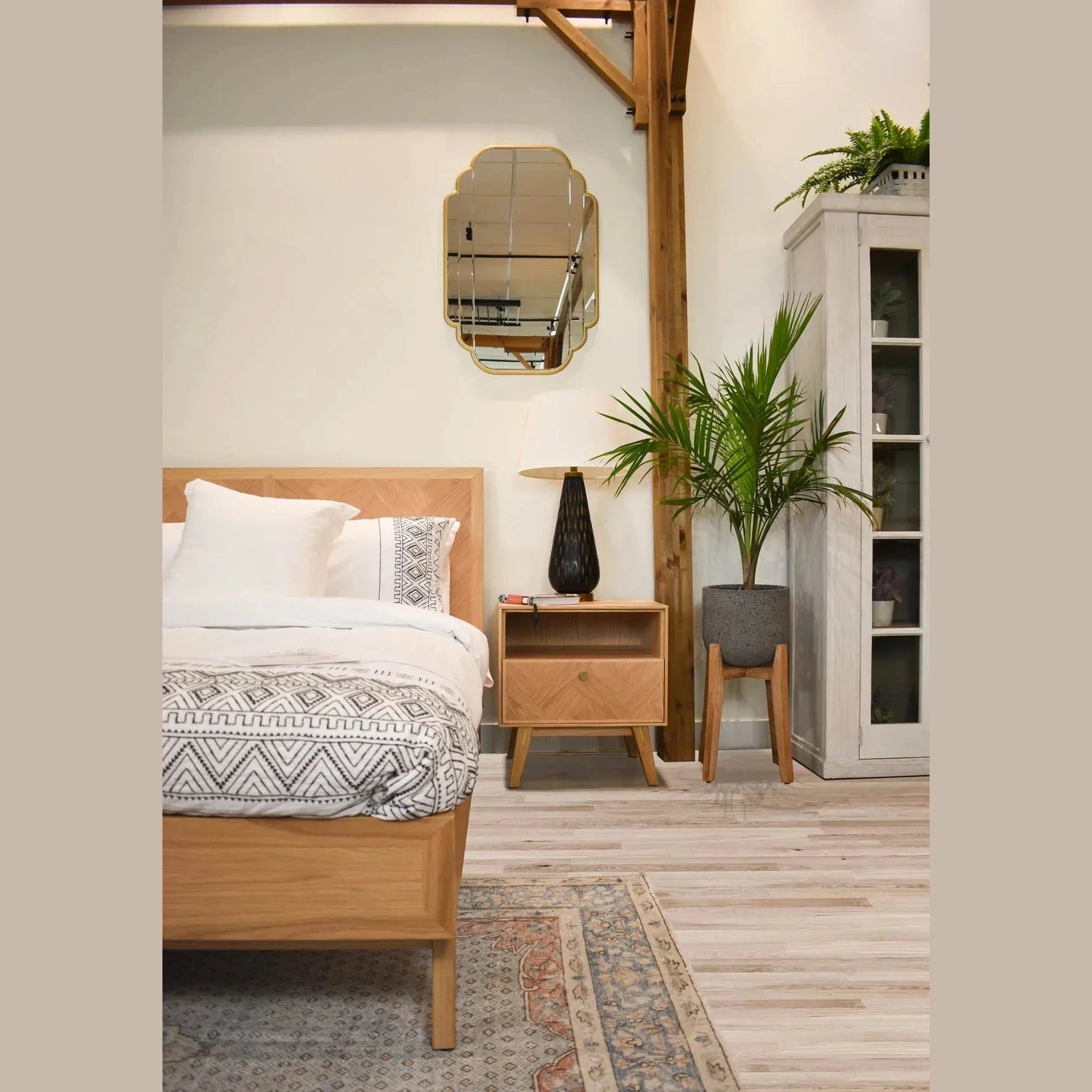 Patio Large Round Standing Pot - Grey Stone
