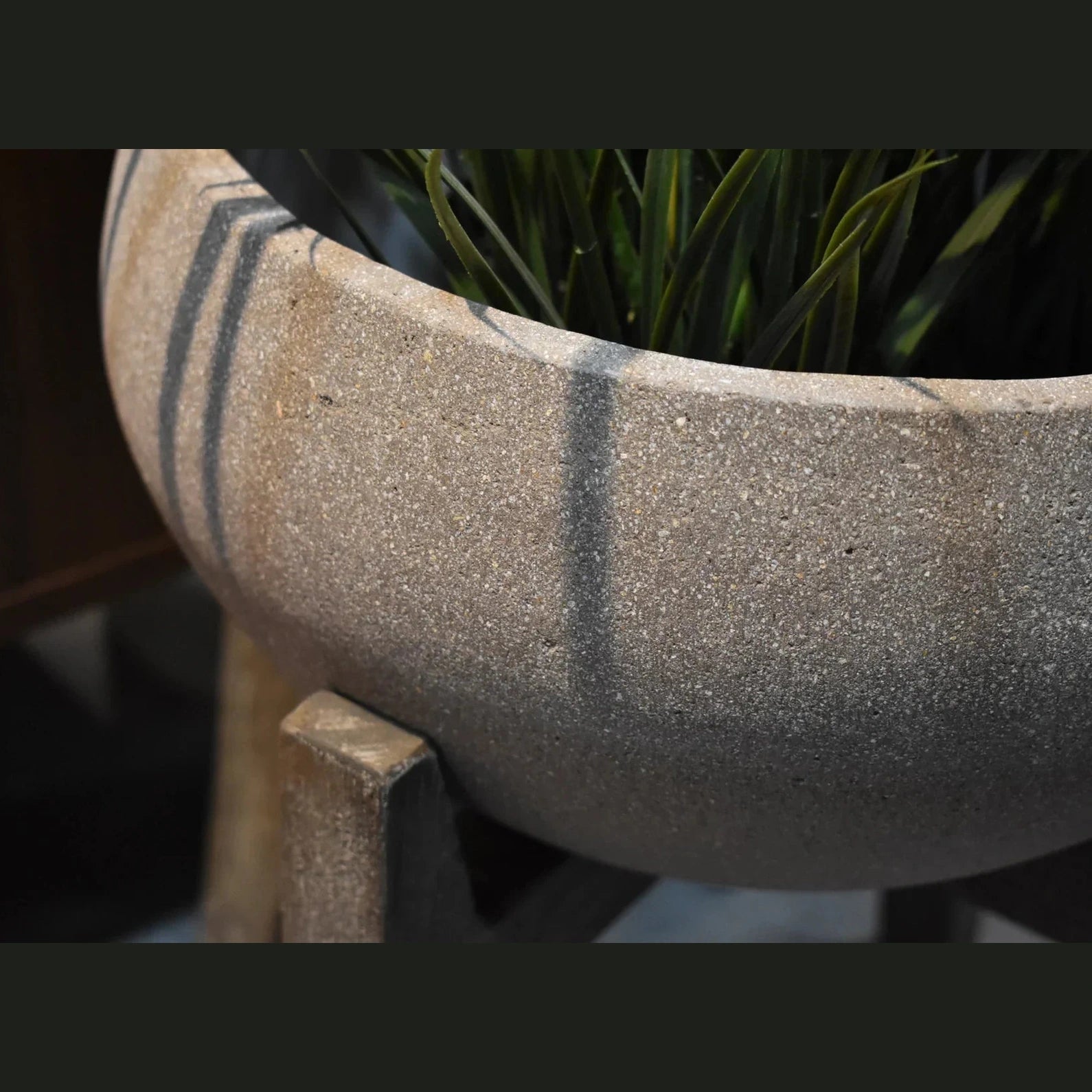 Patio Large Standing Urn - Brown Stone-thumbmail-3