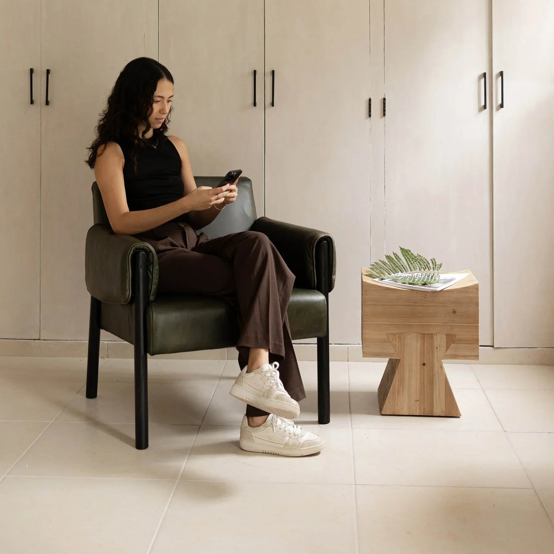 Pieta Stool-thumbmail-5