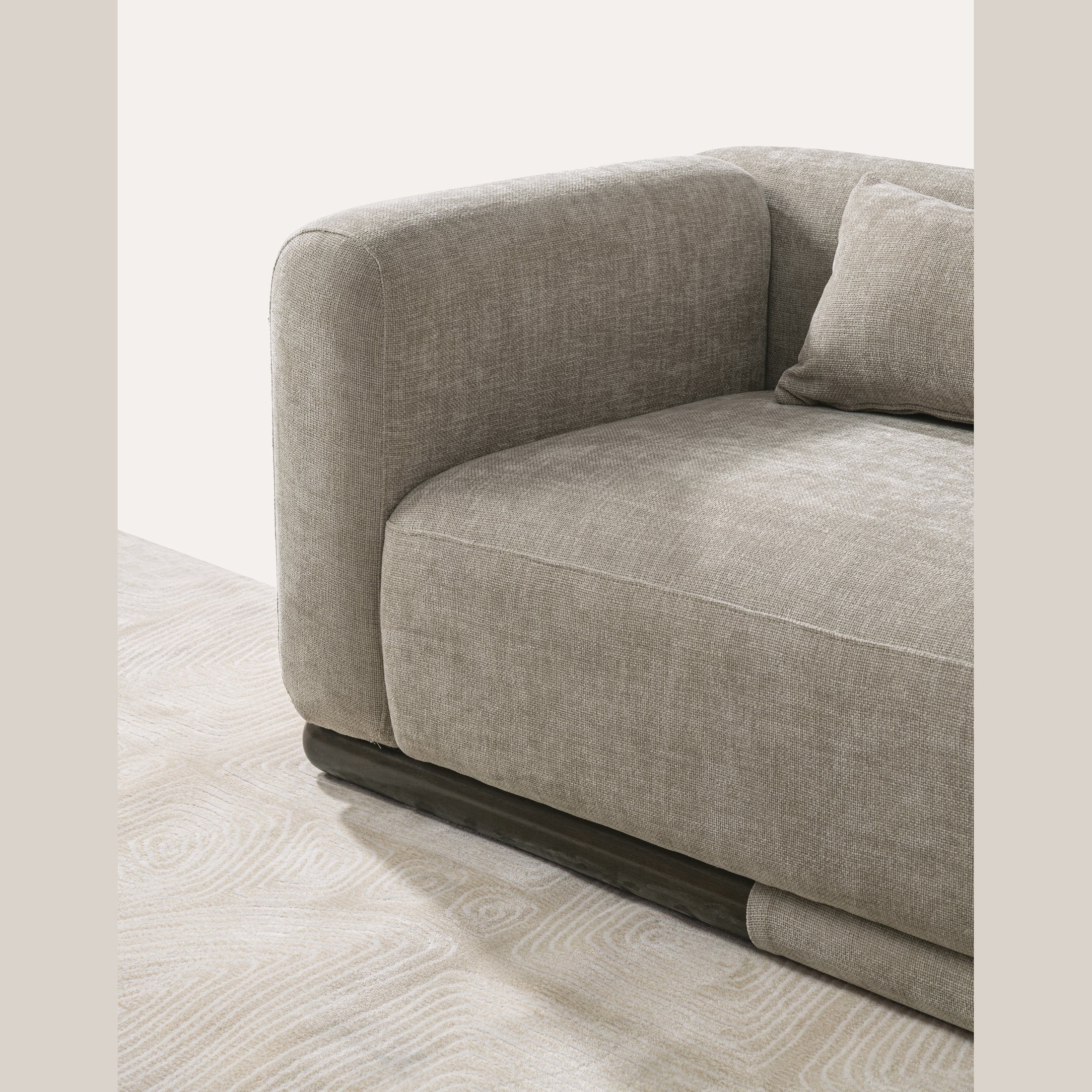 Malakai Loveseat