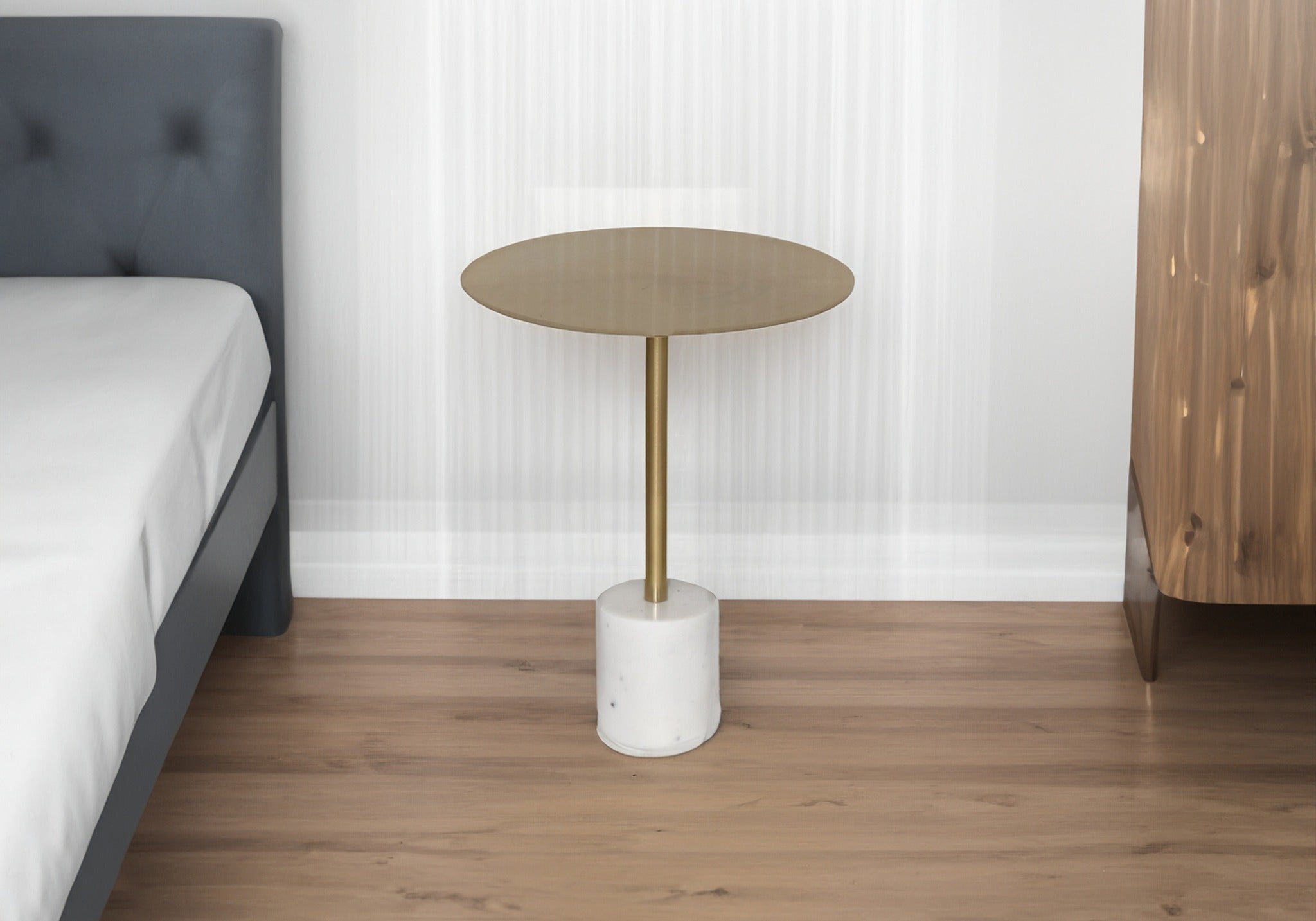 SELAH SIDE TABLE WITH GOLD TOP / MARBLE BASE