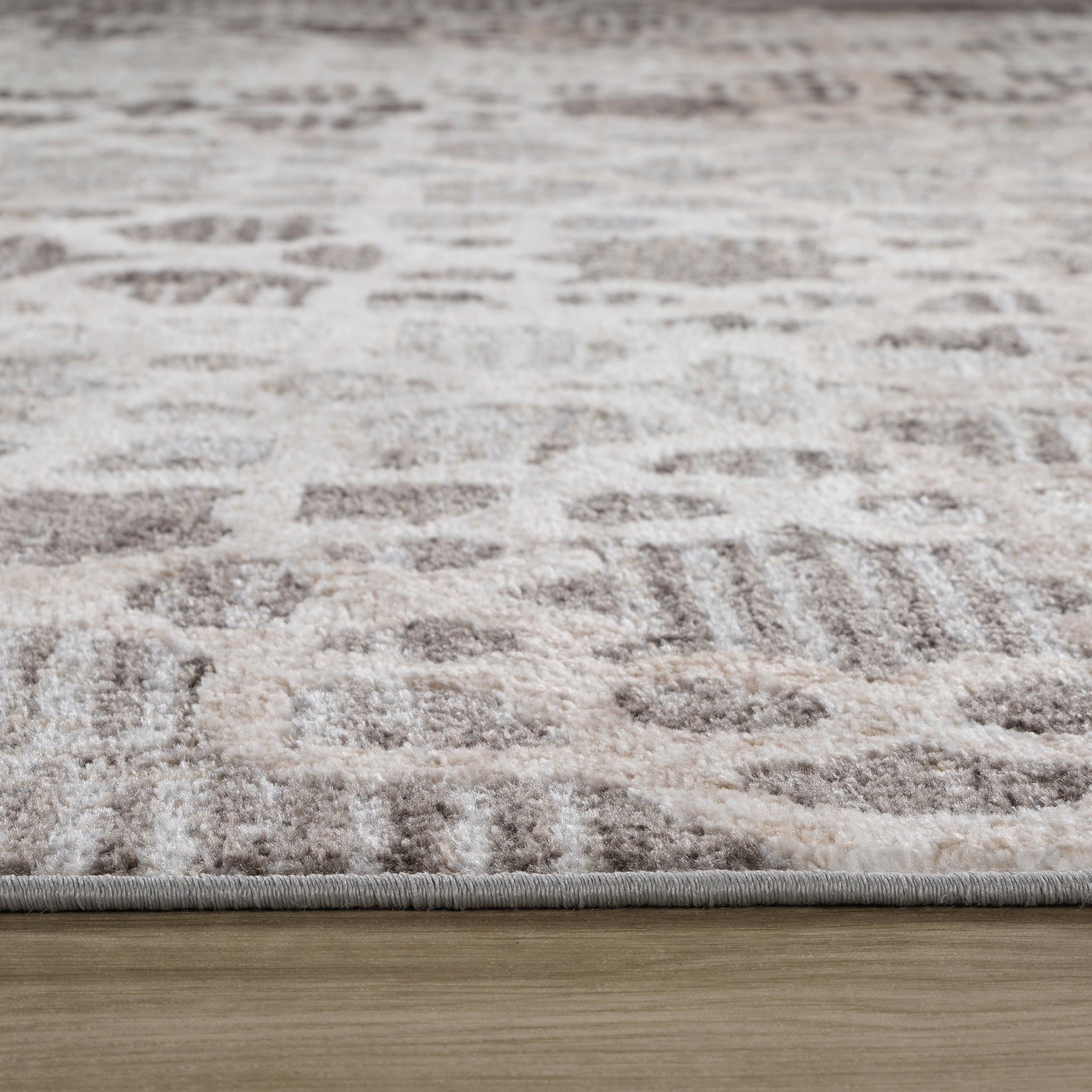 Siena White Woven Diamond Pattern Area Rug-thumbmail-4