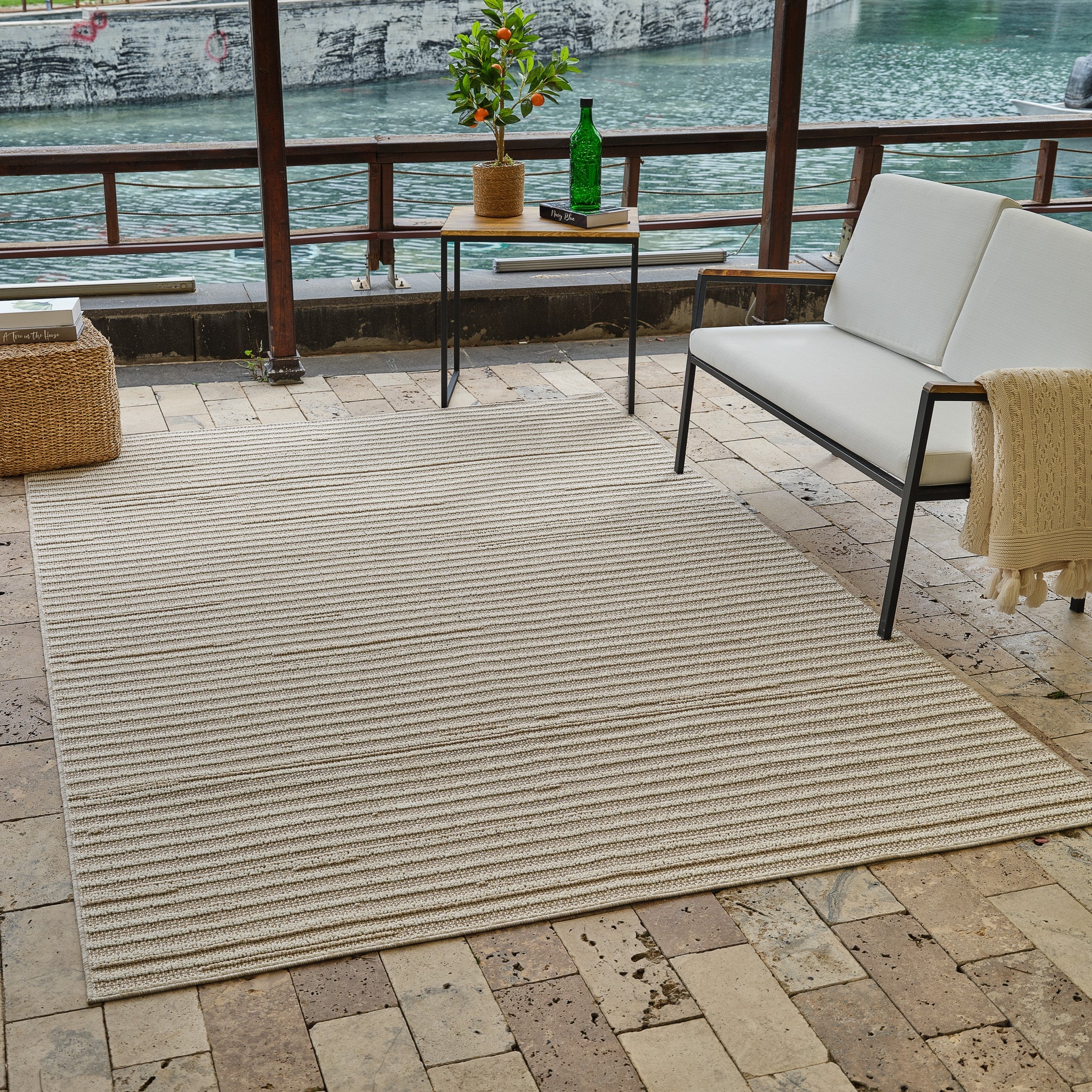 Utopia Cream Ornate Distressed Area Rug