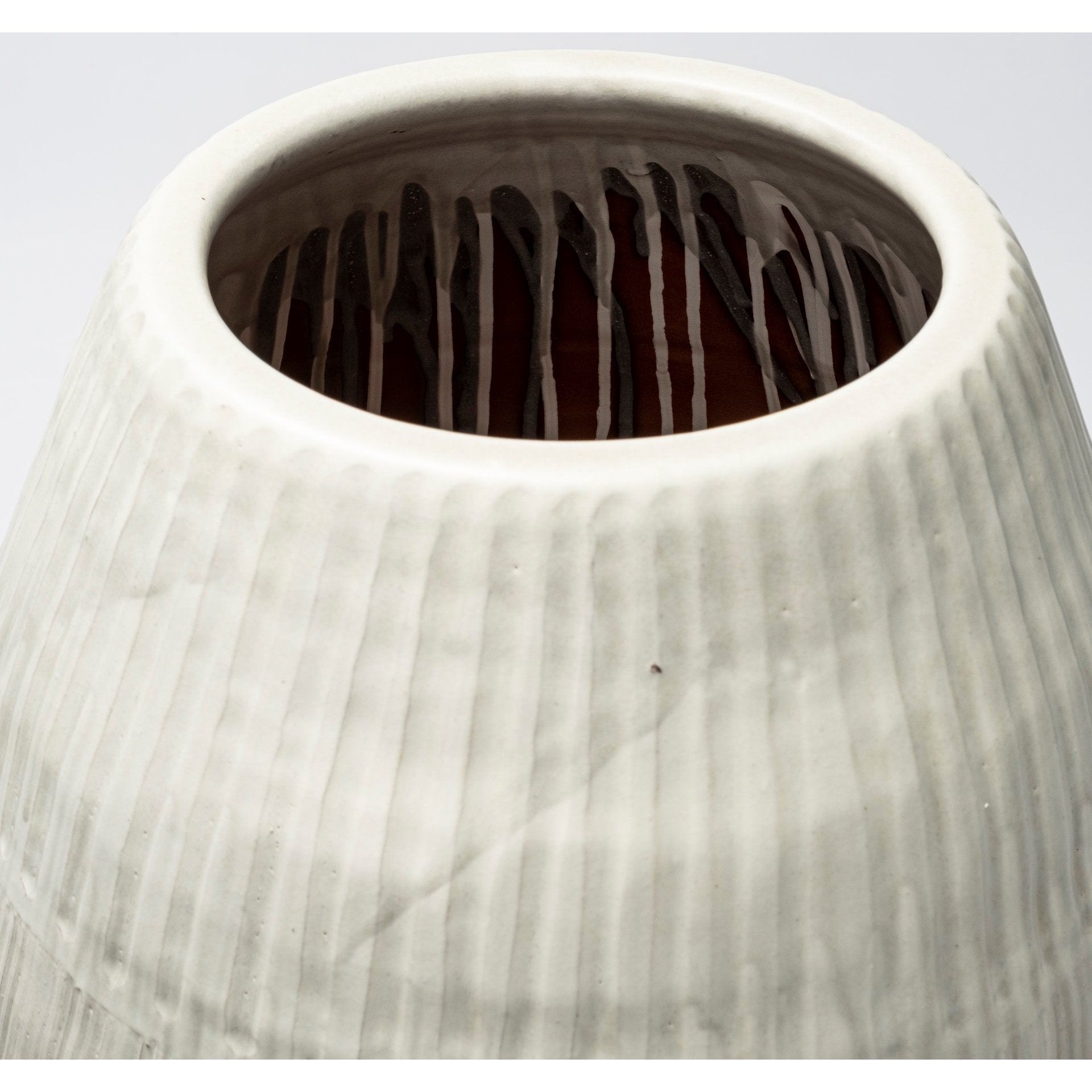 White Ceramic | 21H_0