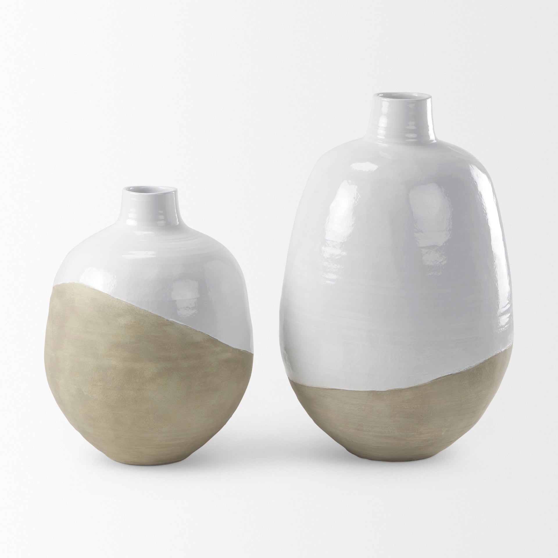 White and Beige Ceramic | 24.4H_8