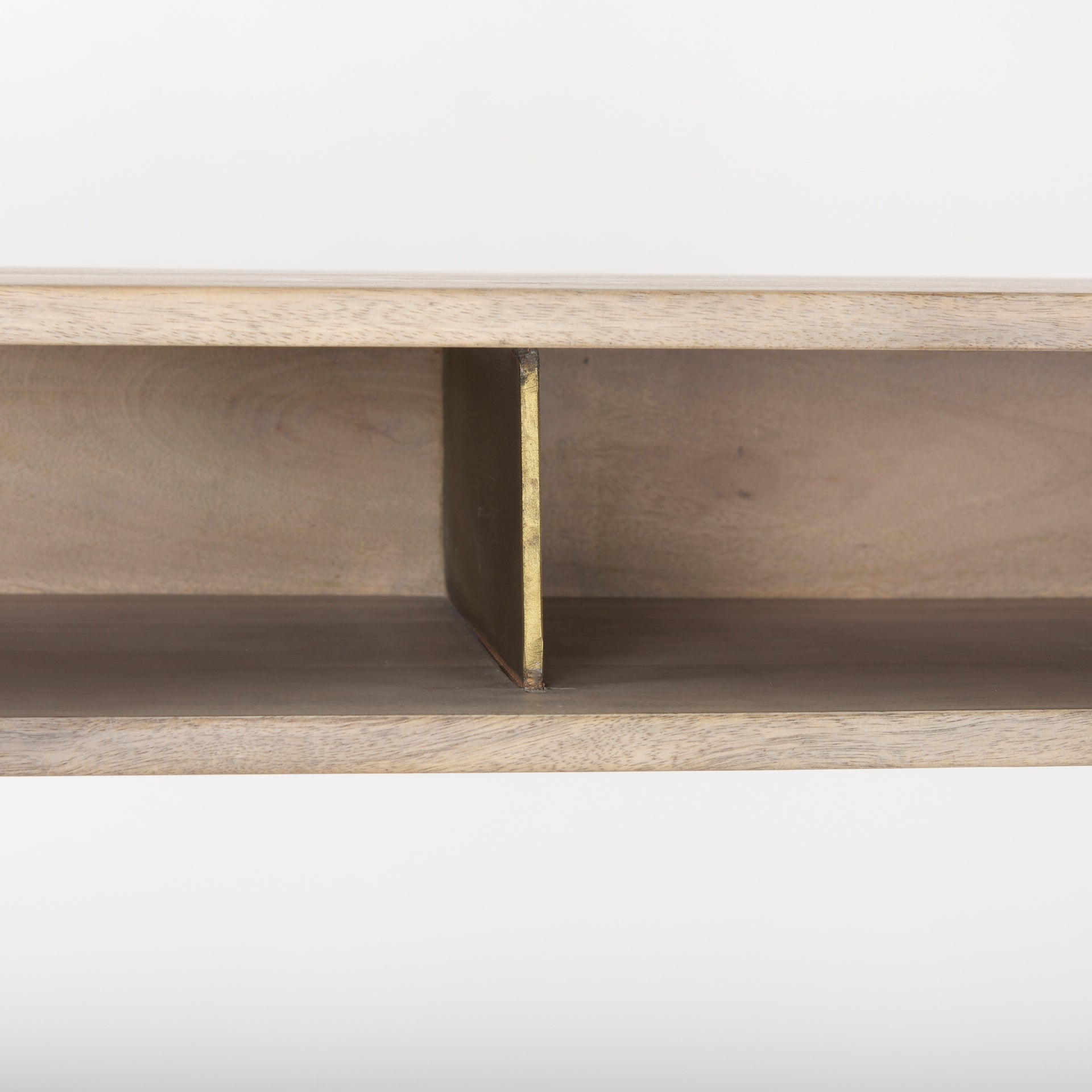 Light Brown Wood | Gold Metal_0