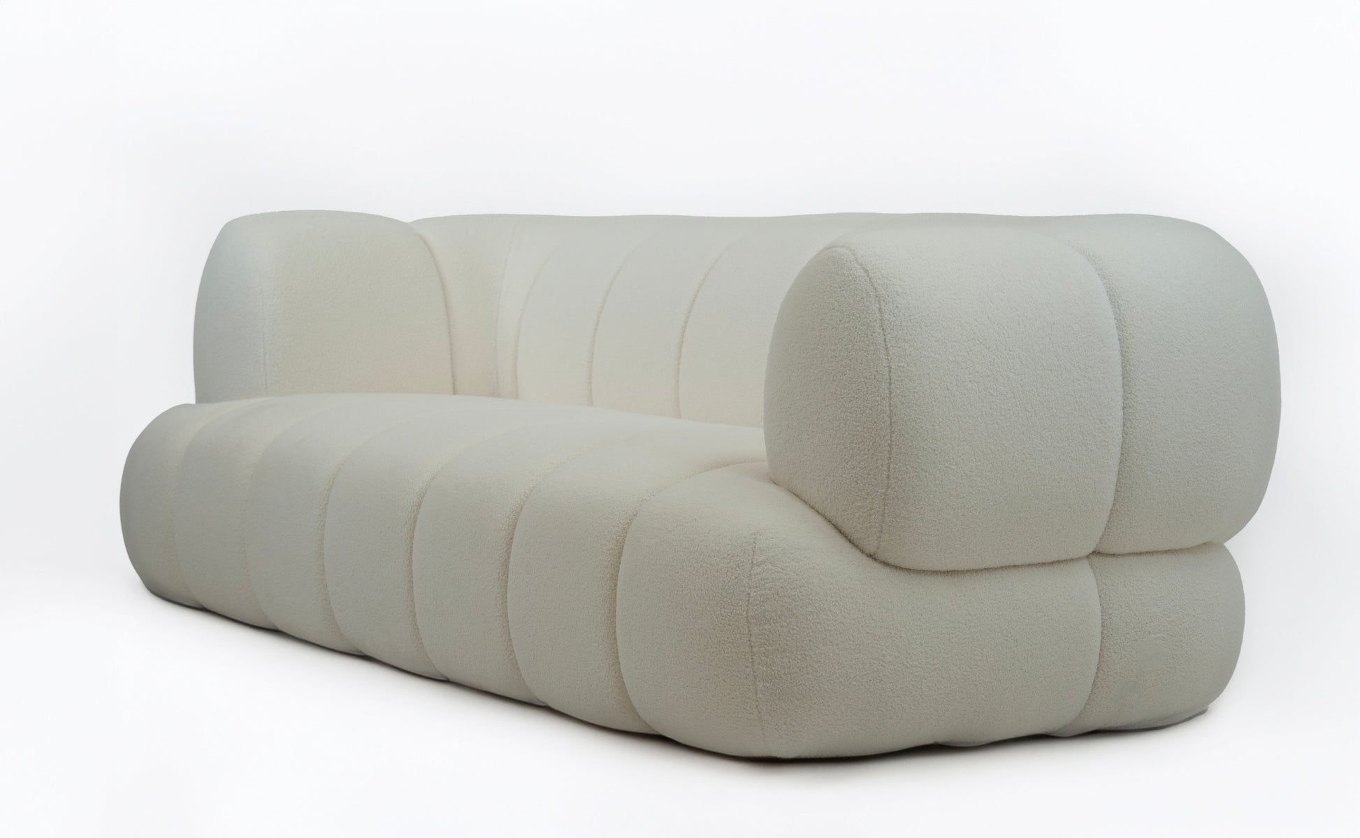 Gubi 3 Seater Sofa sideview