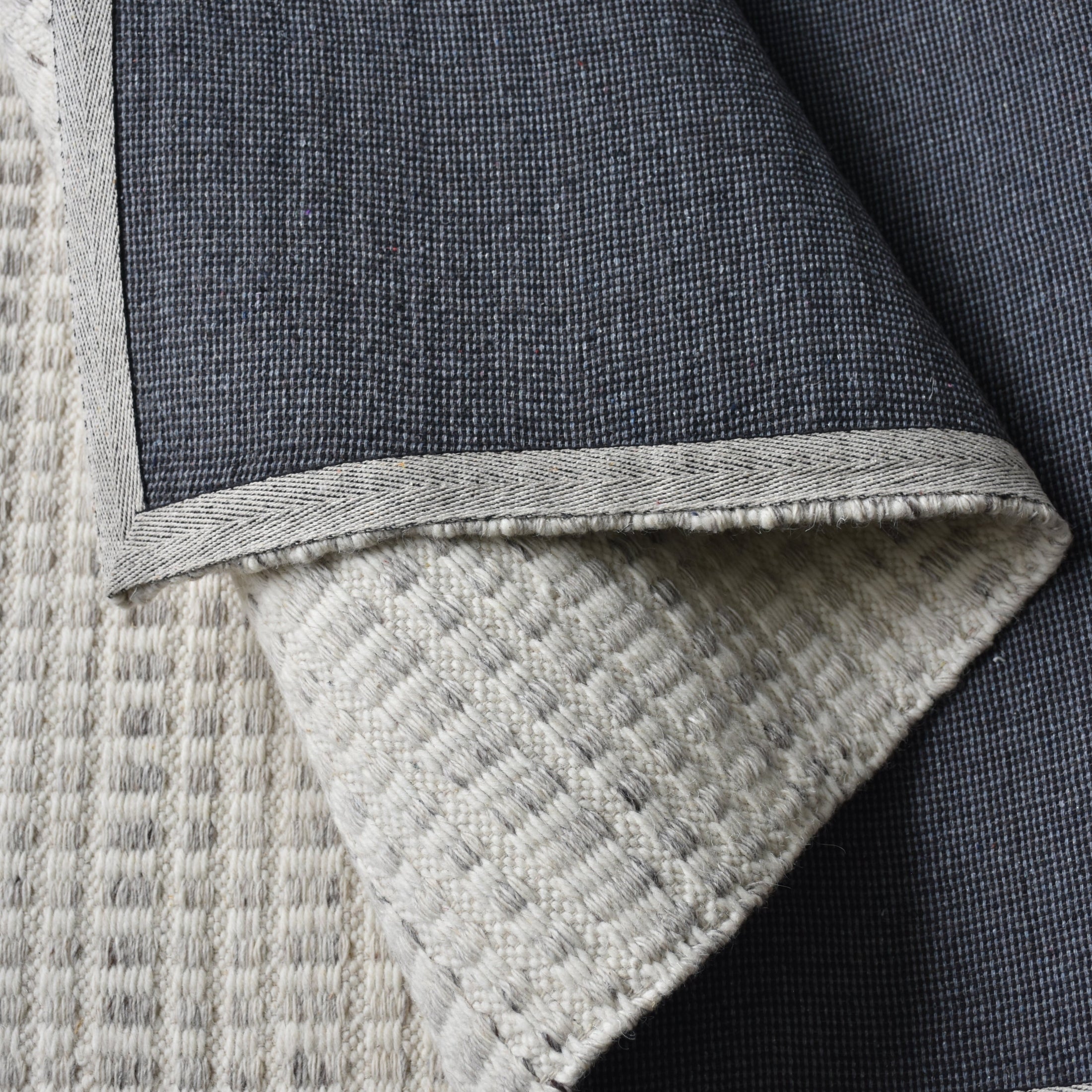 Caddie Handwoven Woolen Rug - Ivory/grey-thumbmail-3