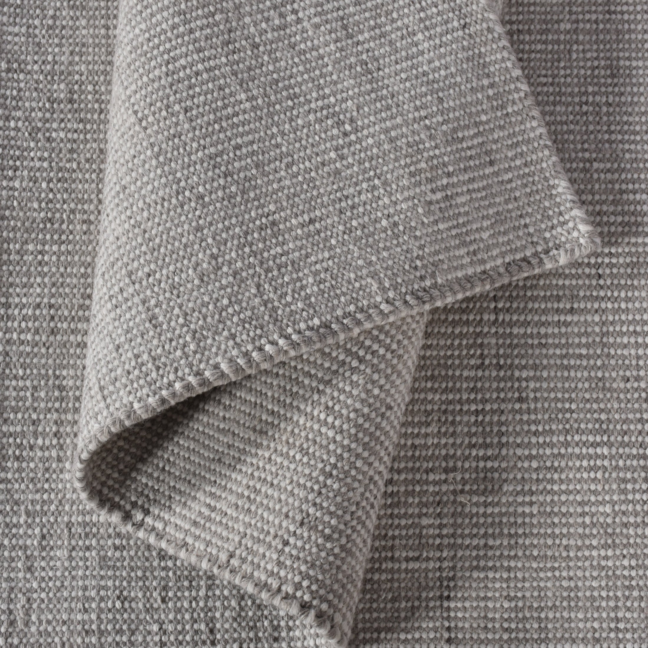 Emery-iii Handwoven Rug Of Manmade Fibres - Lt. Taupe/ivory