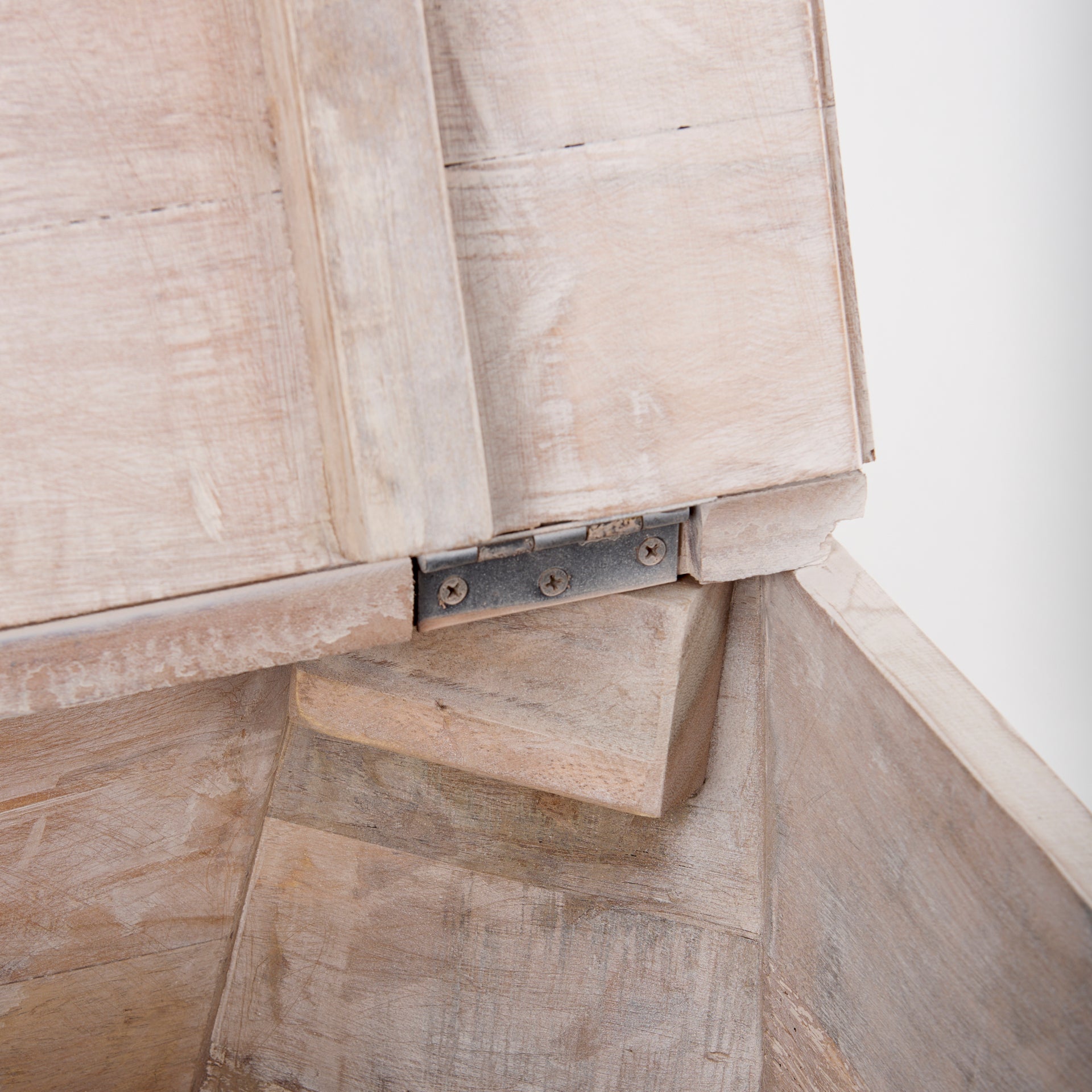 Esagono geometric end table in white wash reclaimed wood