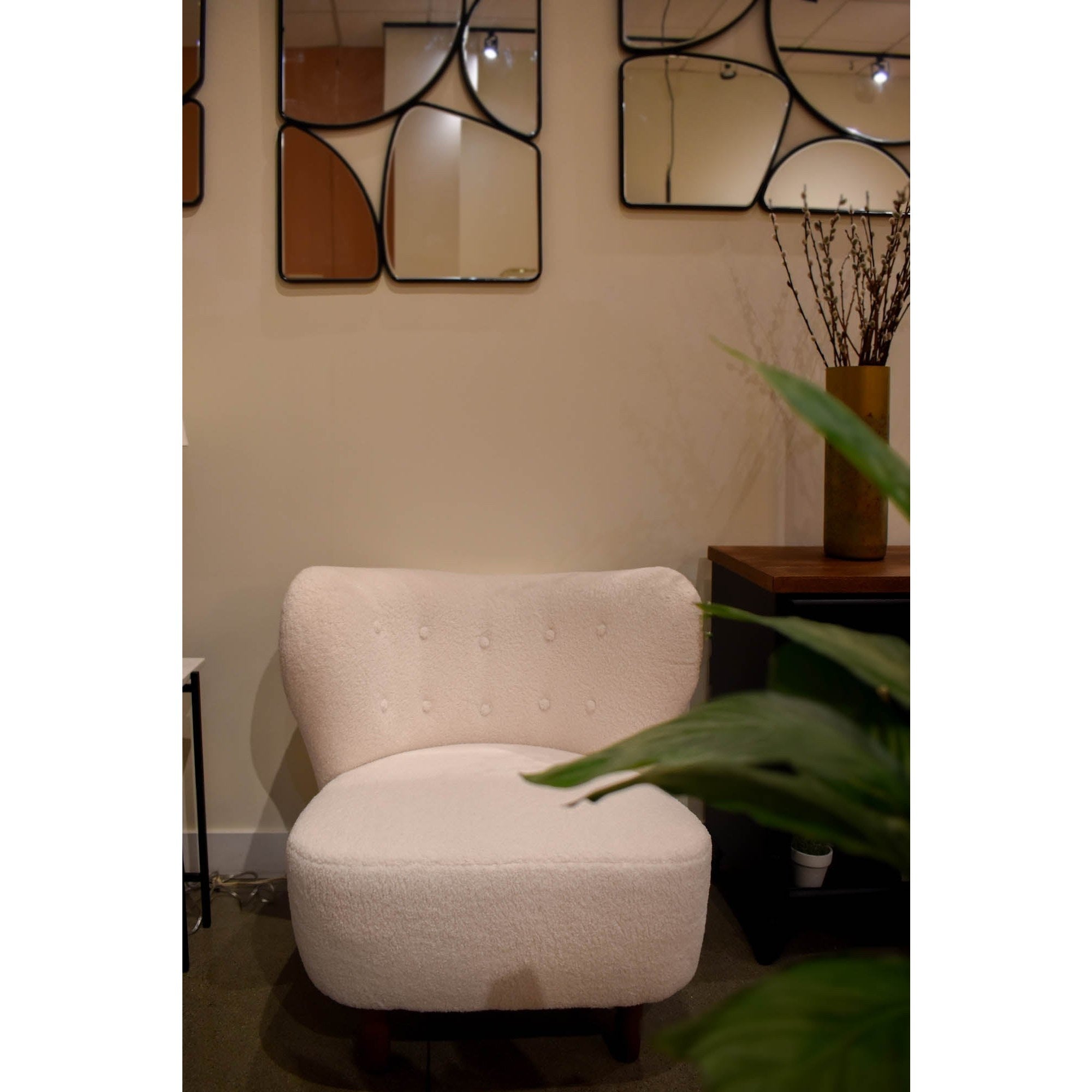 Mellow Club Chair